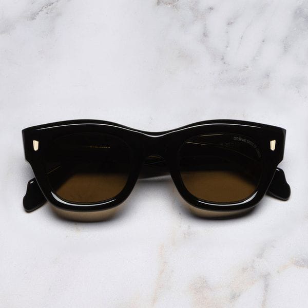 9261 Cat Eye Sunglasses in Olive on Black